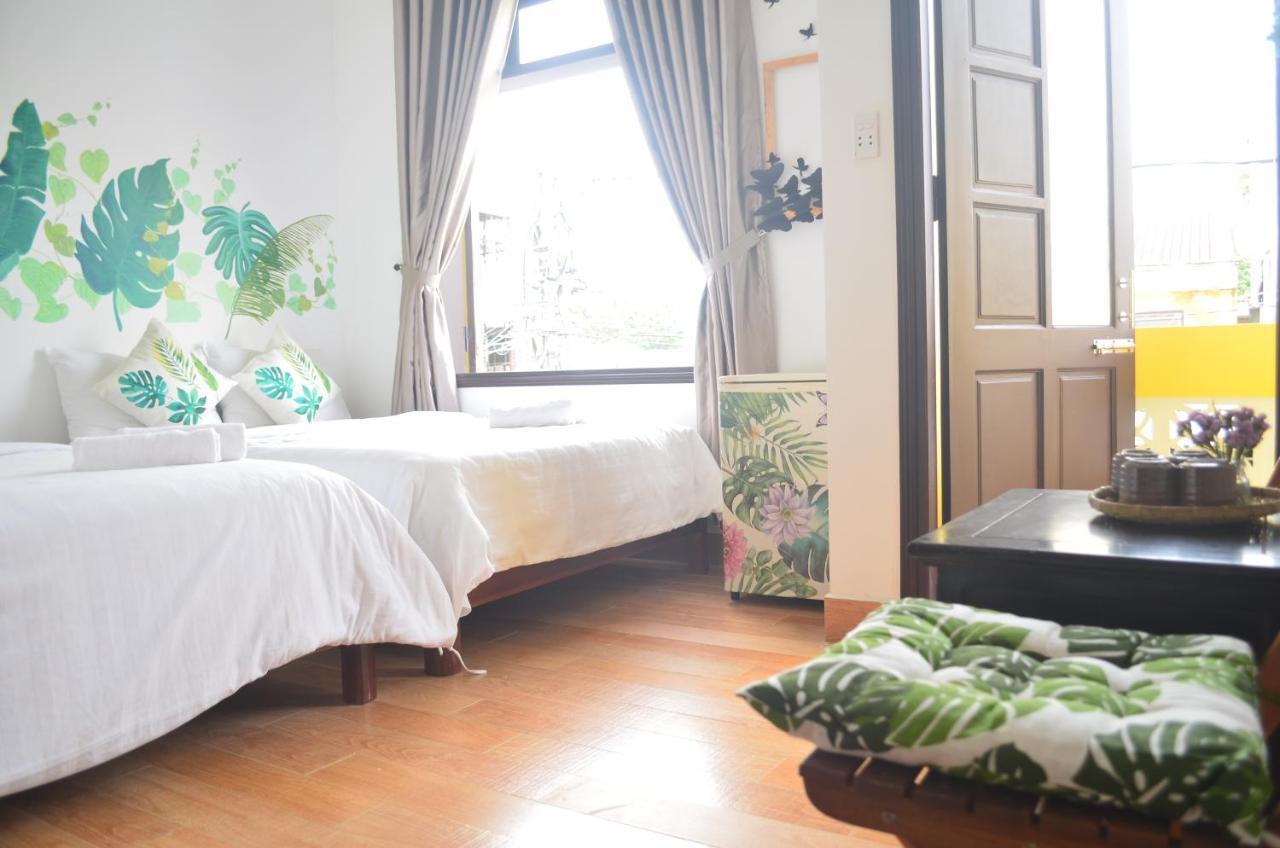 Corner Night Market Homestay Хоян Екстер'єр фото