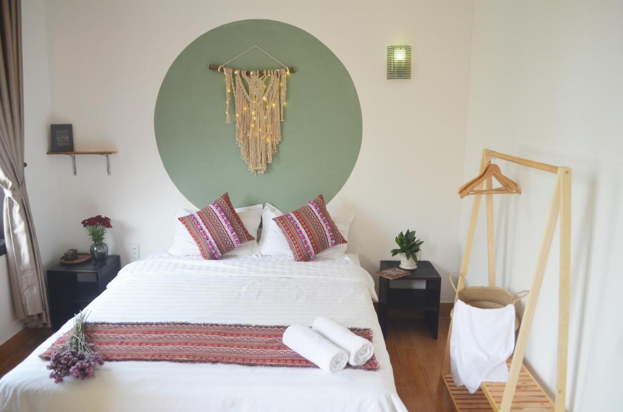 Corner Night Market Homestay Хоян Екстер'єр фото