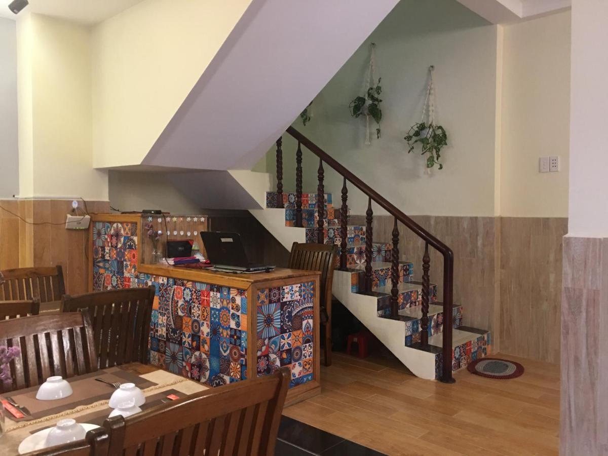 Corner Night Market Homestay Хоян Екстер'єр фото